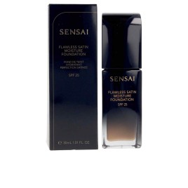Sensai Flawless Satin Foundation SPF20 204,5 warm beig